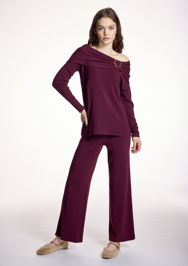 camisa detalle burdeos Alba Conde